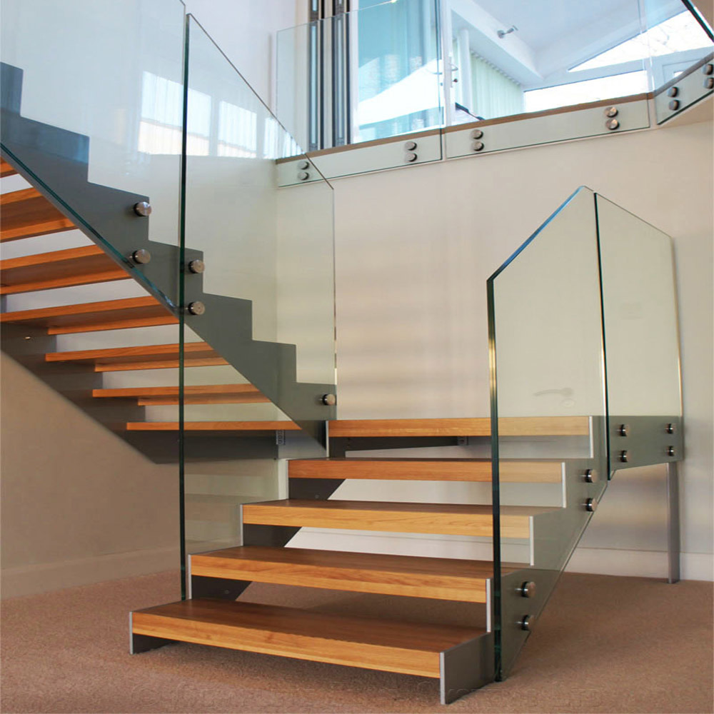 Лестница букв. Лестница буквой п. Металлические лестницы буквой п. Лестница с подсветкой ступеней и стеклянными перилами. Стеклянная пристройка с лестницей.